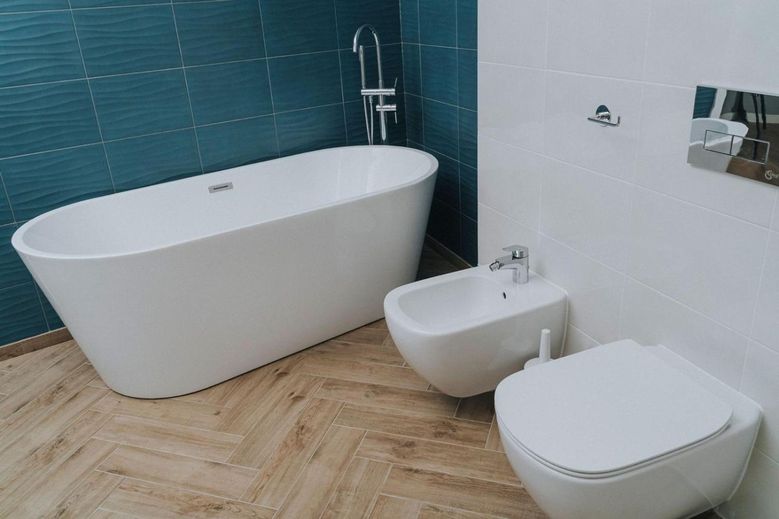 Charlotte Piata Unirii - Free Private Parking 2Bedrooms Apartment Oradea Bagian luar foto
