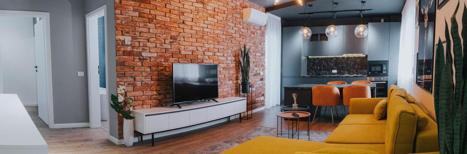 Charlotte Piata Unirii - Free Private Parking 2Bedrooms Apartment Oradea Bagian luar foto